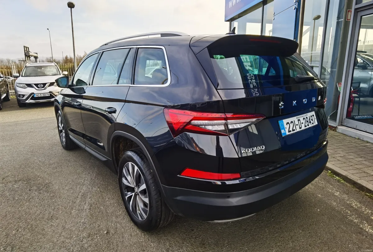 SKODA KODIAQ 2.0TDI AMBITION DSG AUTO **7 SEATER** - Image 6