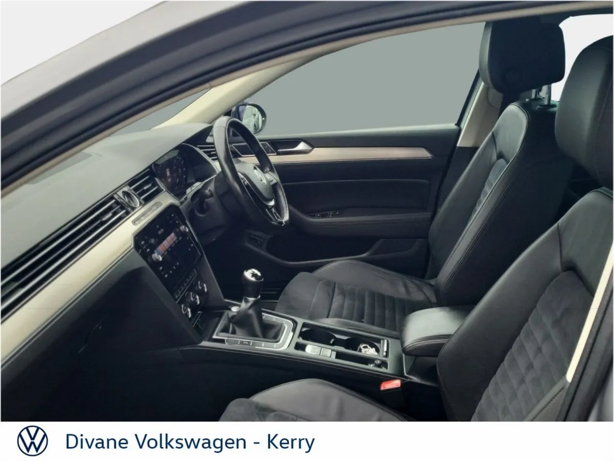 Volkswagen Passat R LINE HIGHLINE 2.0 TDI 150 BHP - Image 4