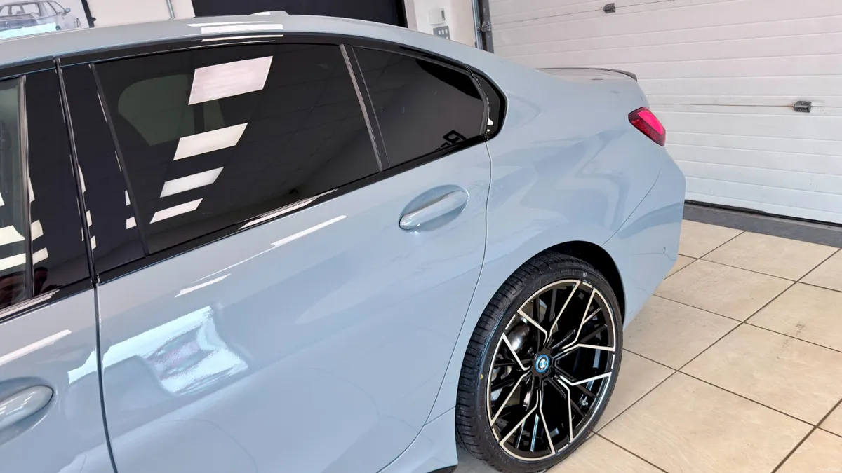 BMW 330E MSPORT - Image 4