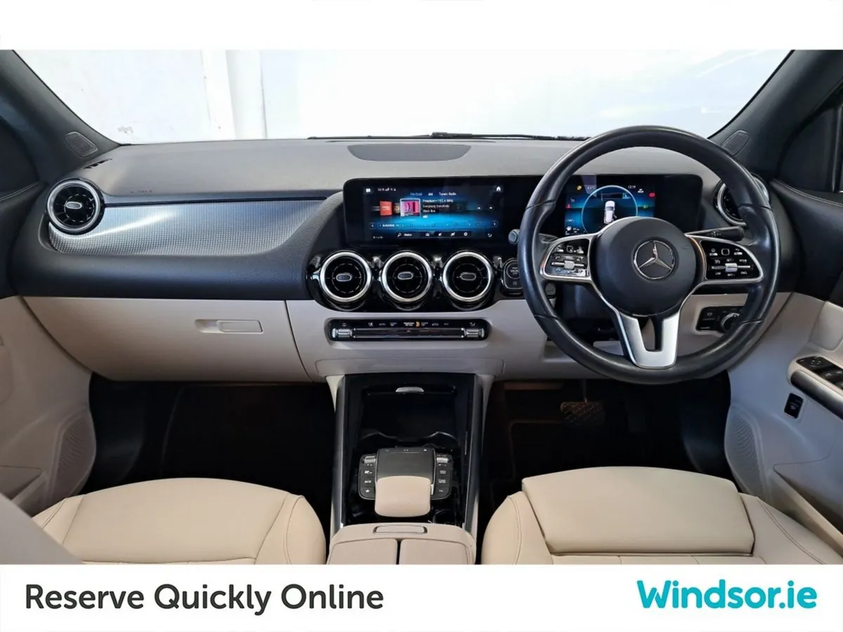 Mercedes-Benz GLA GLA 180 A/T Progressive - Image 3