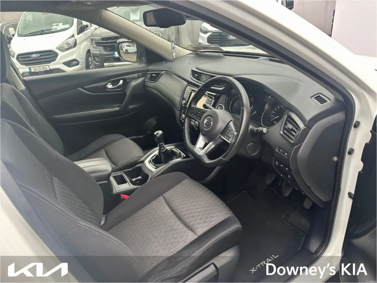 Nissan X-Trail 1.6 TD SV - Image 2