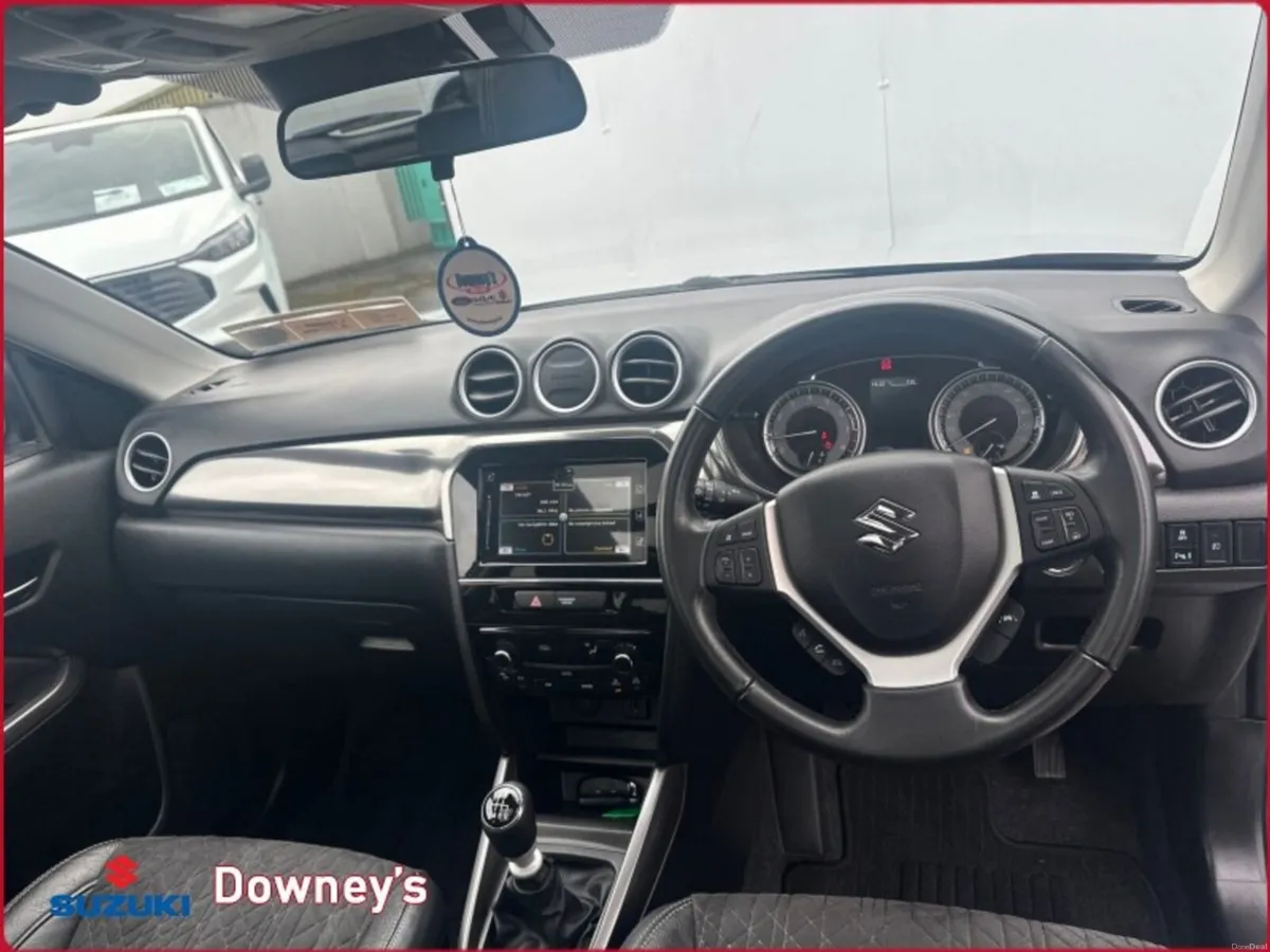 Suzuki Vitara 1.4 PETROL SZ-5 - Image 5