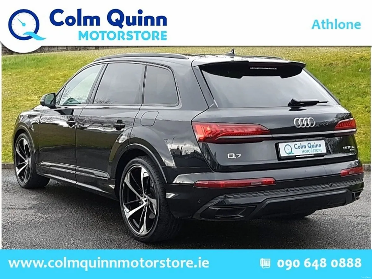Audi Q7 S-LINE BLACK EDITION 55 TFSIe 3.0 Petrol - - Image 4