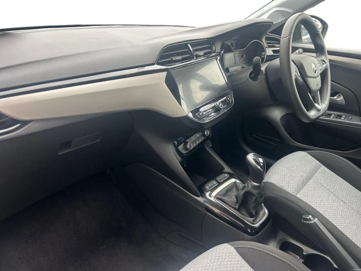 Opel Corsa SC 1.2i (75PS) S/S 5 Speed - Image 4