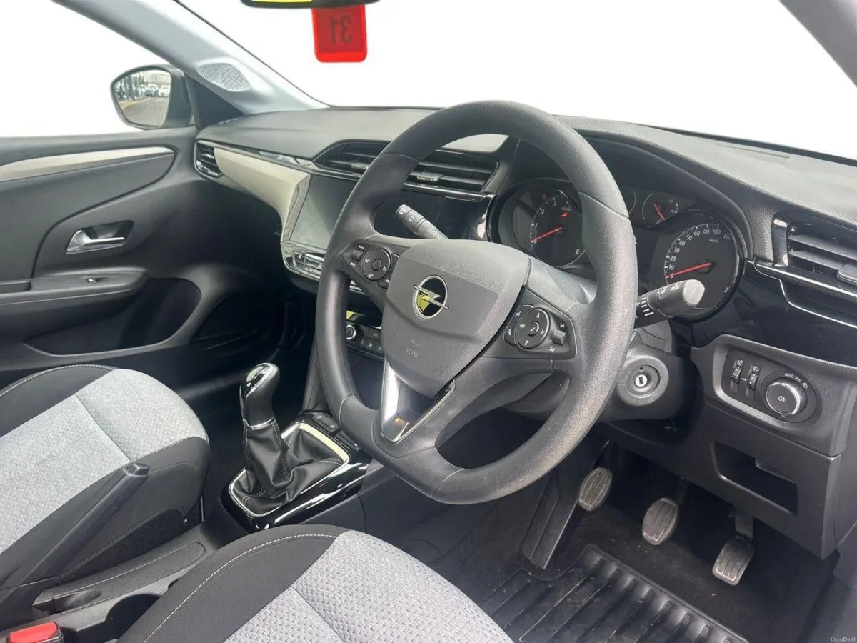 Opel Corsa SC 1.2i (75PS) S/S 5 Speed - Image 5