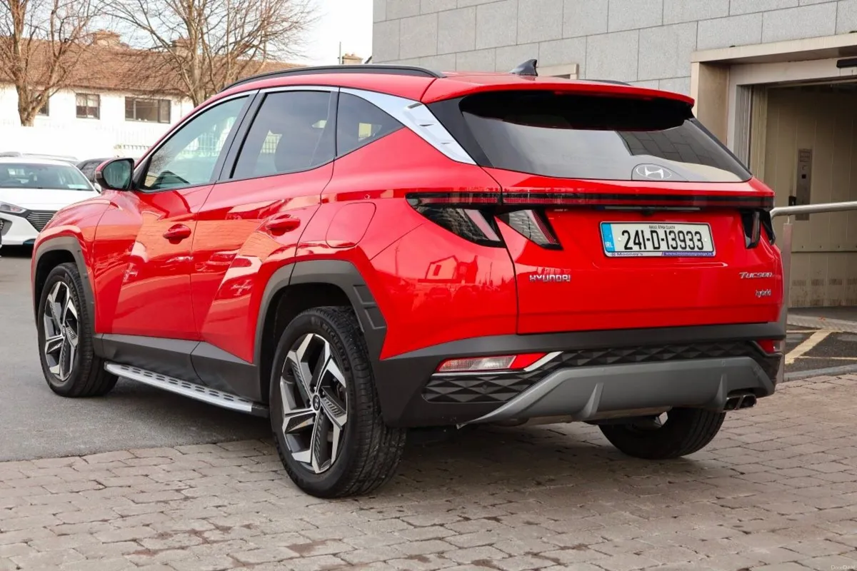 Hyundai Tucson 2WD Executive Plus HEV STG Auto - Image 3