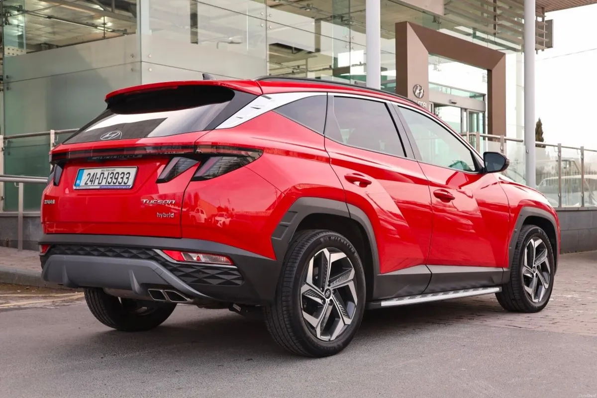 Hyundai Tucson 2WD Executive Plus HEV STG Auto - Image 6