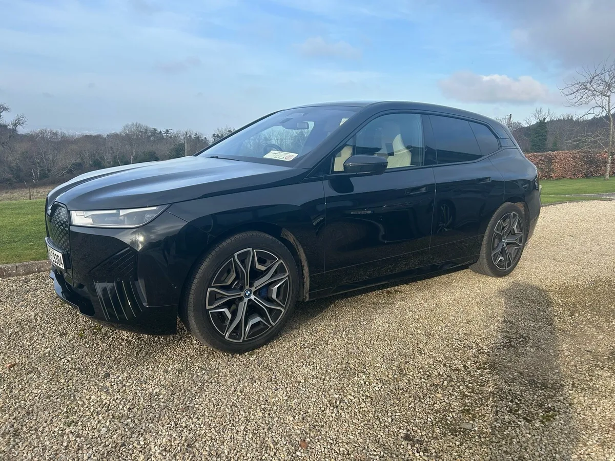 BMW IX40 - Image 2