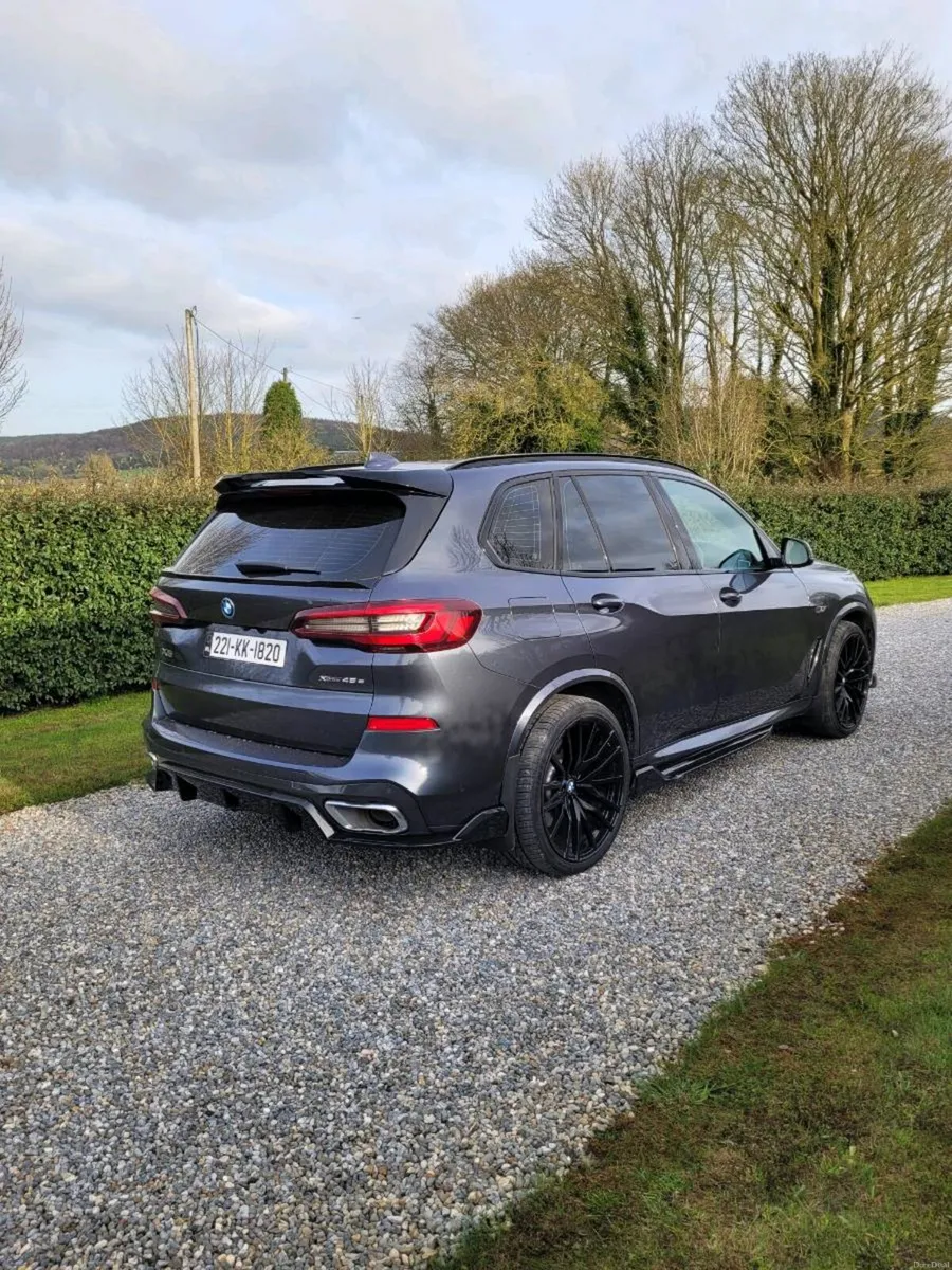 BMW X5 45e    low mileage - Image 3
