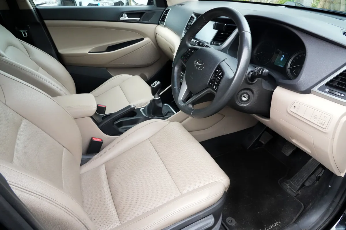 2018 Hyundai Tucson IX35 1.7 Diesel Manual - Image 2