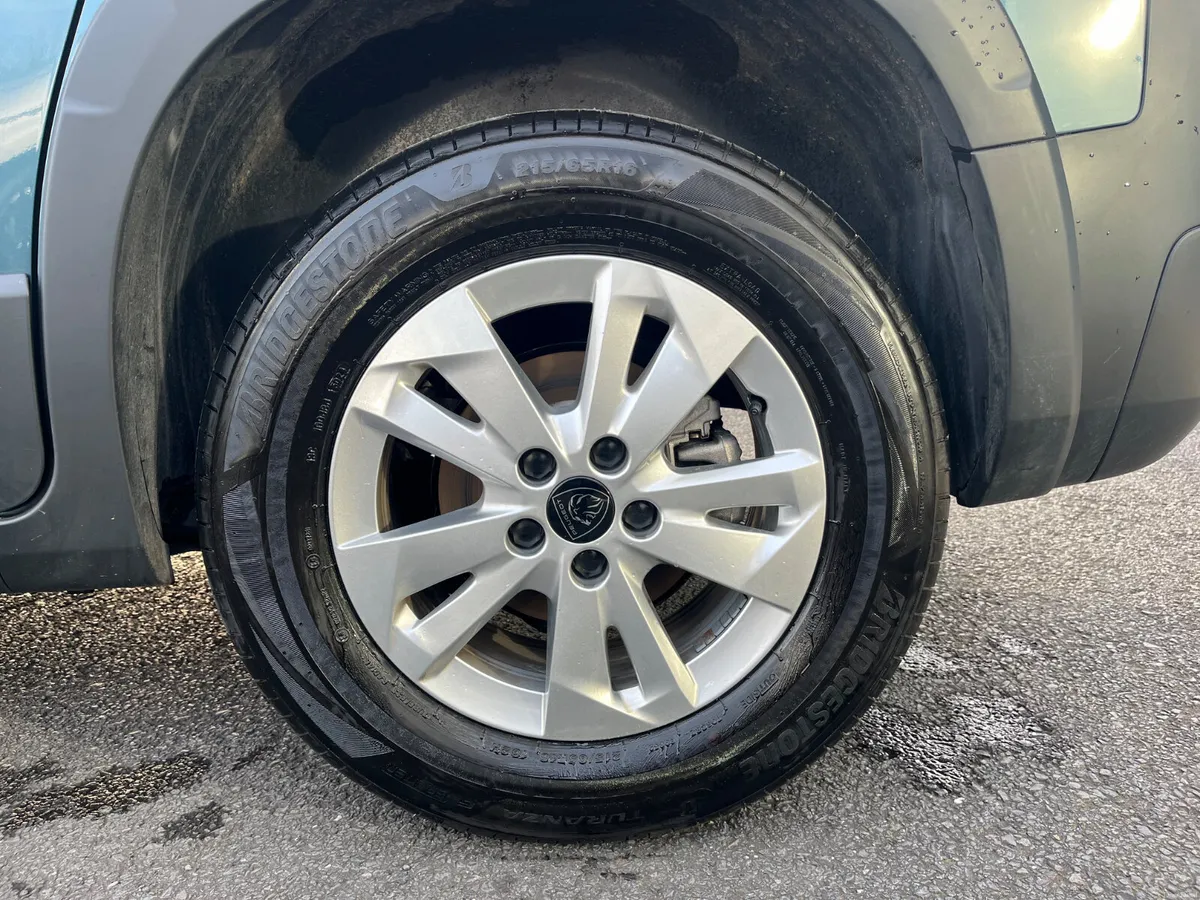 Peugeot Rifter 2025 Wheelchair Accessible - Image 4