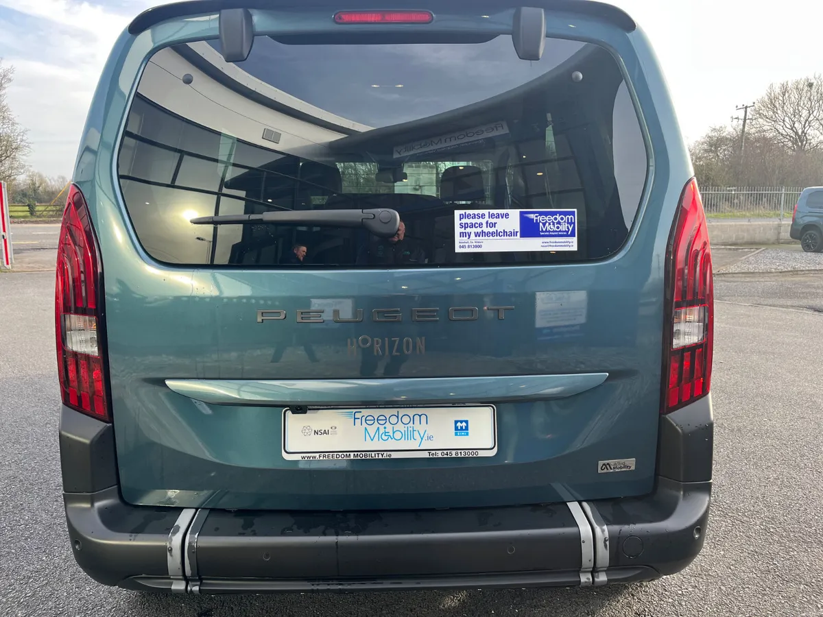 Peugeot Rifter 2025 Wheelchair Accessible - Image 6