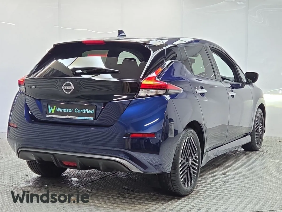 Nissan Leaf Tekna SVE 40KWH EV - Image 3
