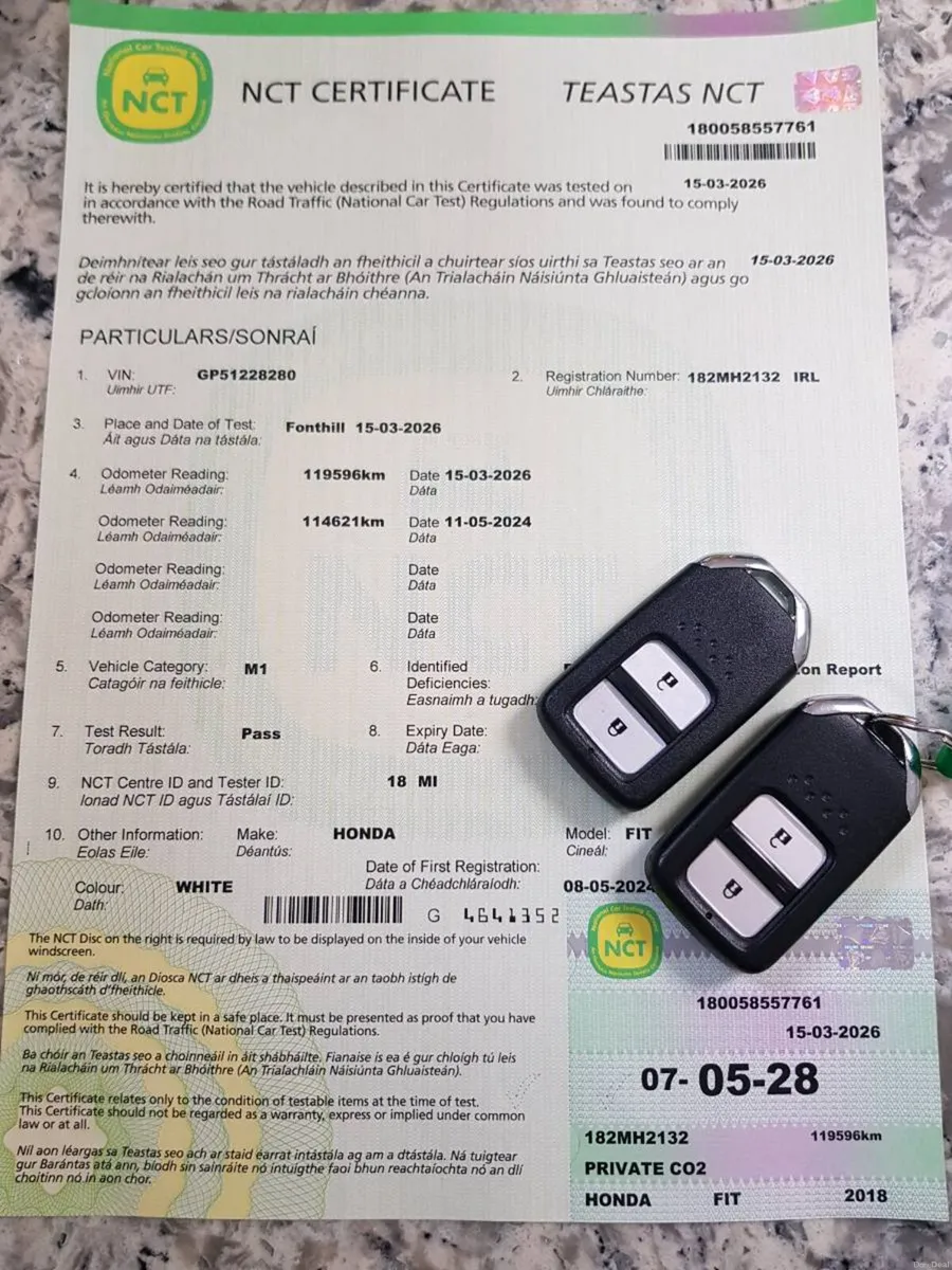 Honda Fit Hybrid, Auto, Delivery, Trade in - Image 3