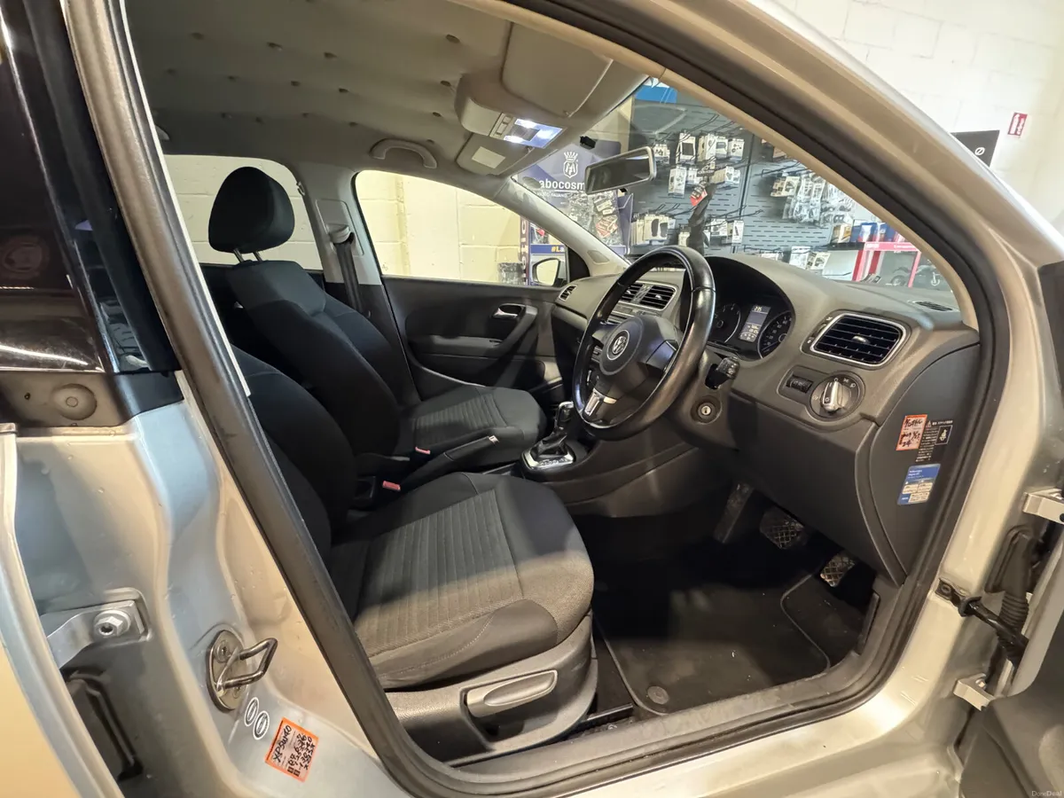 Volkswagen Polo 2013 AUTO - Image 5