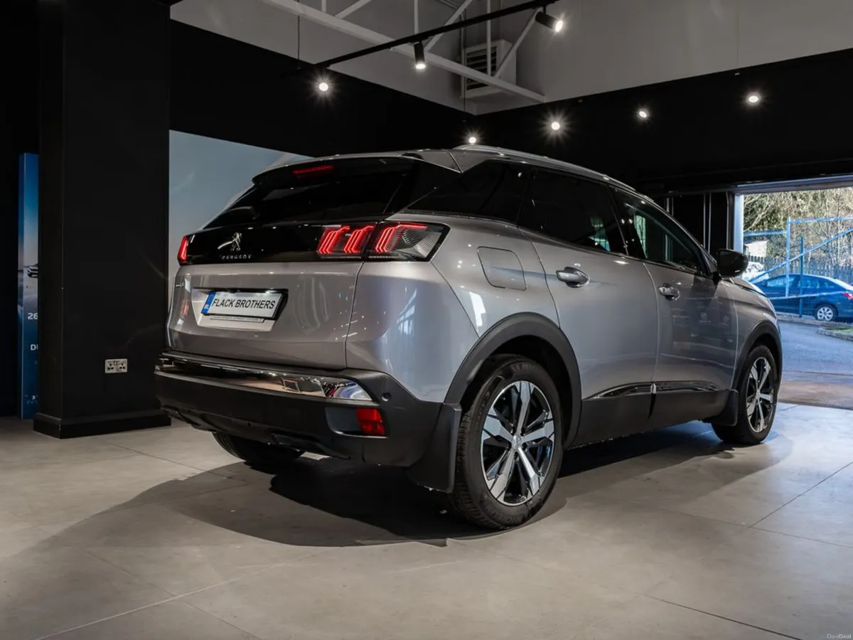 2021 Peugeot 3008 Allure 1.5 BlueHDi 130bhp Manual - Image 3