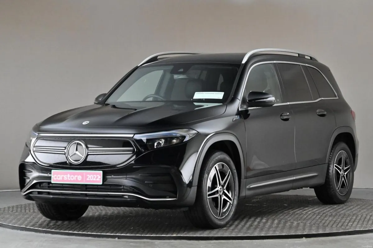 Mercedes-Benz EQB 300 AMG LINE 4MATIC 7SEATS - Image 3