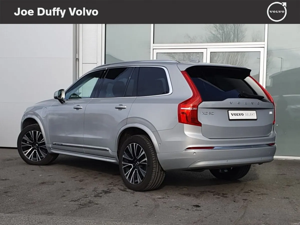 Volvo XC90 T8 PHEV 455hp Plus (Bright Theme) - Image 3