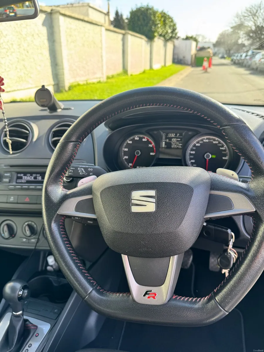 SEAT Ibiza 2014 - Image 2