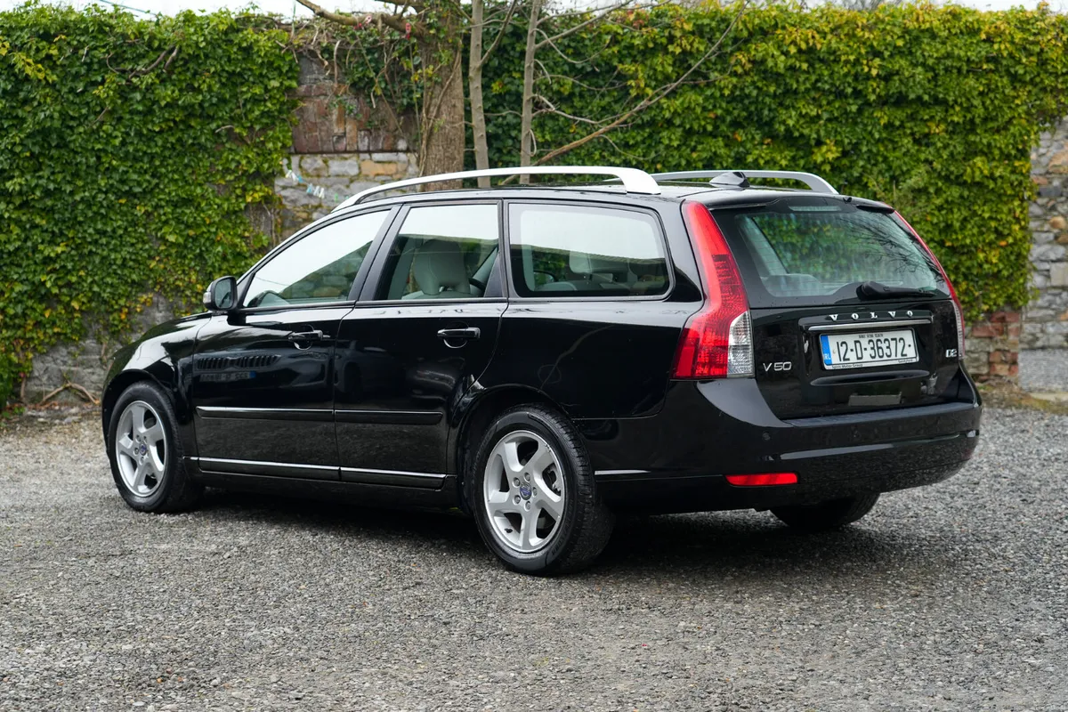 2012 Volvo V50 Diesel Manual 1.6 - 1 Owner - Image 3