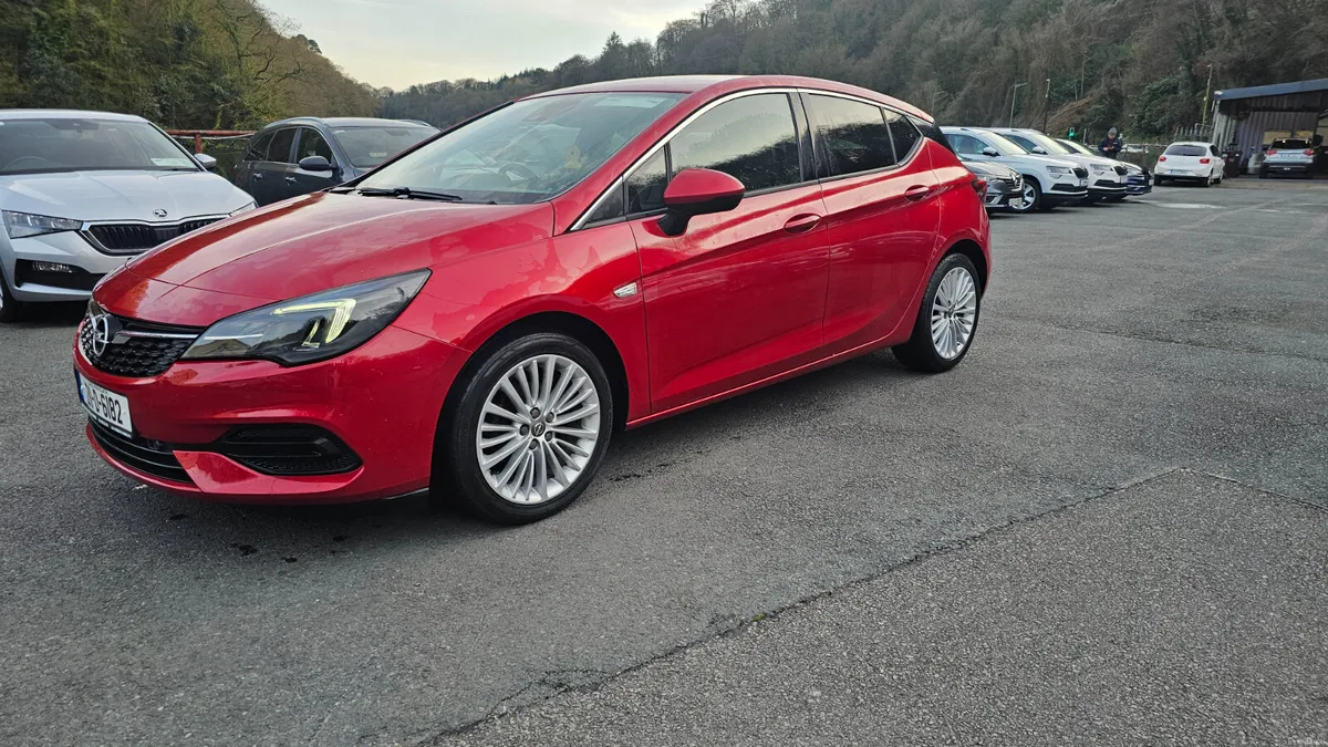 Opel Astra 2021 1.5 TURBO D ELITE - Image 1