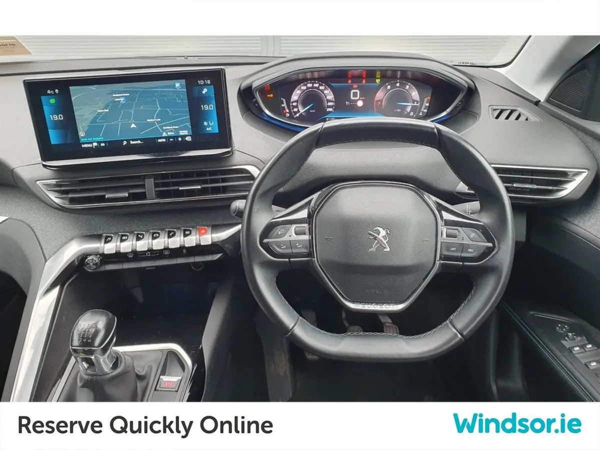 Peugeot 3008 1.2 PureTech 130bhp Allure  **Price i - Image 3