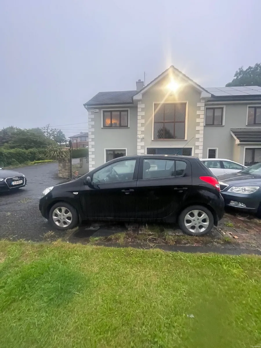 Hyundai i20 2011 - Image 3