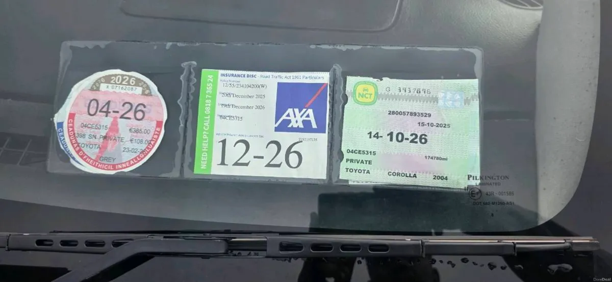 Toyota corolla - Image 4