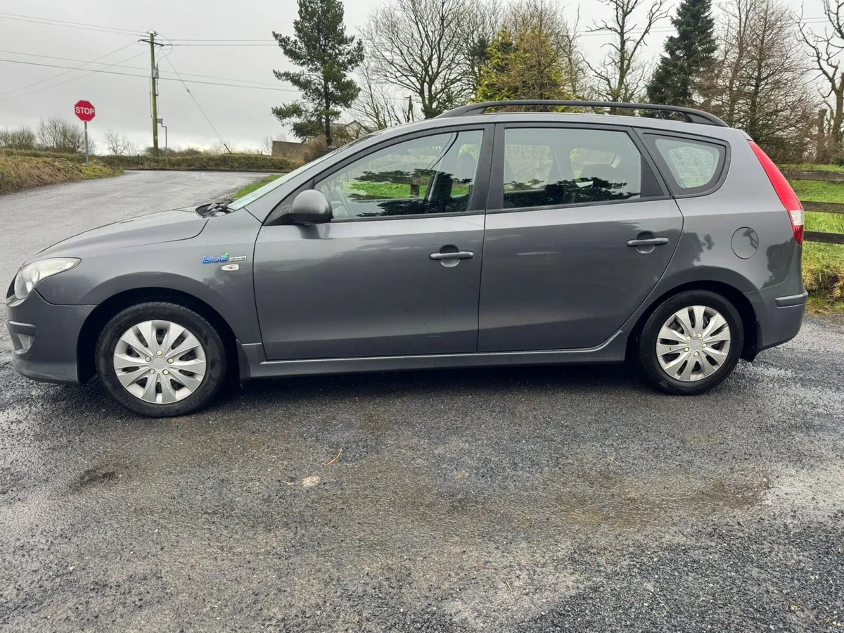 Hyundai i30 1.6 diesel €2950 - Image 4