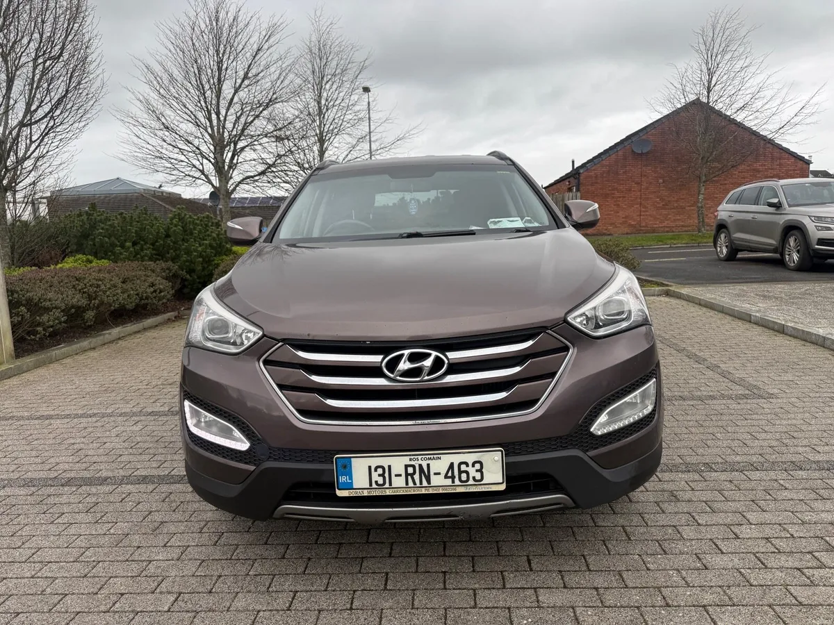 2013 Hyundai Santa-Fe  Comfort 7 Seats  2.2 DSL - Image 2