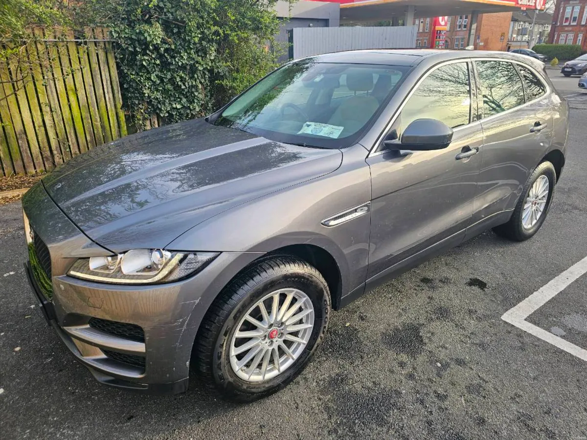 JAGUAR F-PACE SUV 3.0 LITER DIESEL - Image 4