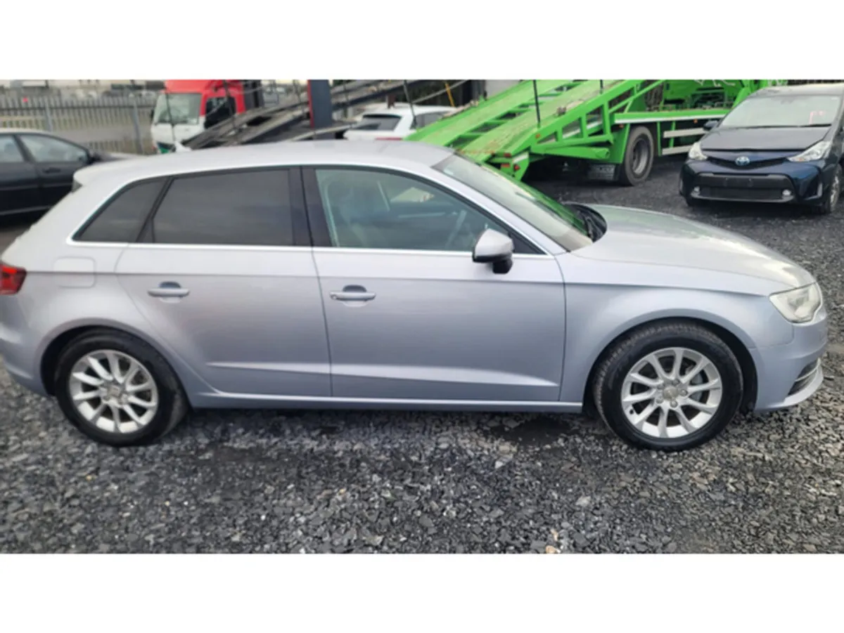 Audi A3 1.4L Petrol Automatic Leather/Heated Seats - Image 4