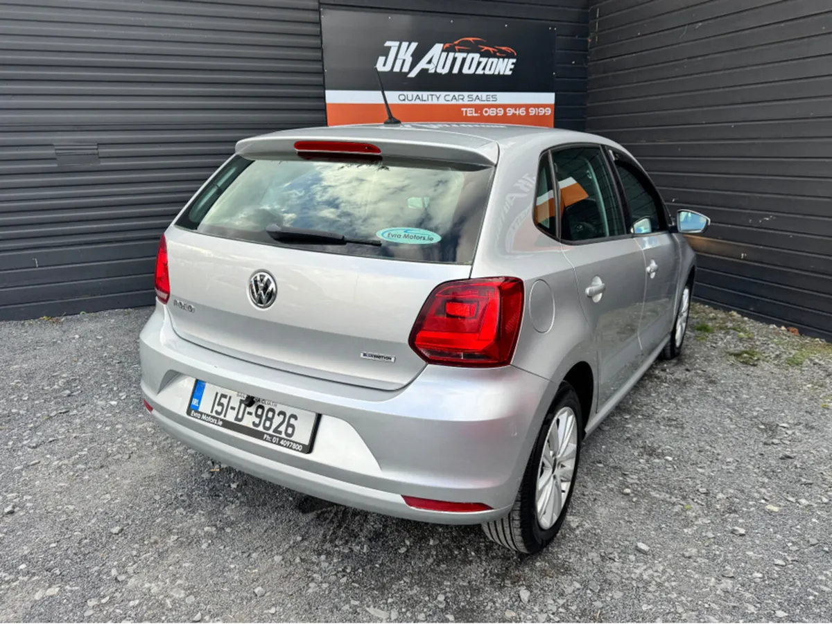 Volkswagen Polo TRENDLINE 1.0 MANUAL - Image 4
