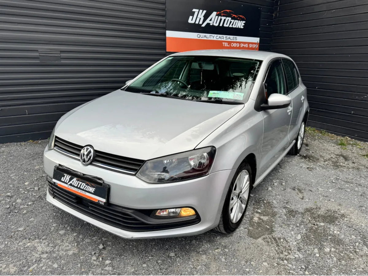 Volkswagen Polo TRENDLINE 1.0 MANUAL - Image 3