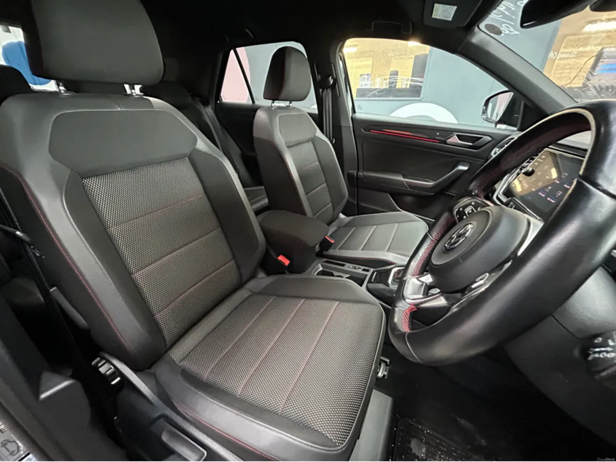 Volkswagen T-Roc €23950! T-Roc Sport Automatic 2.0 - Image 4