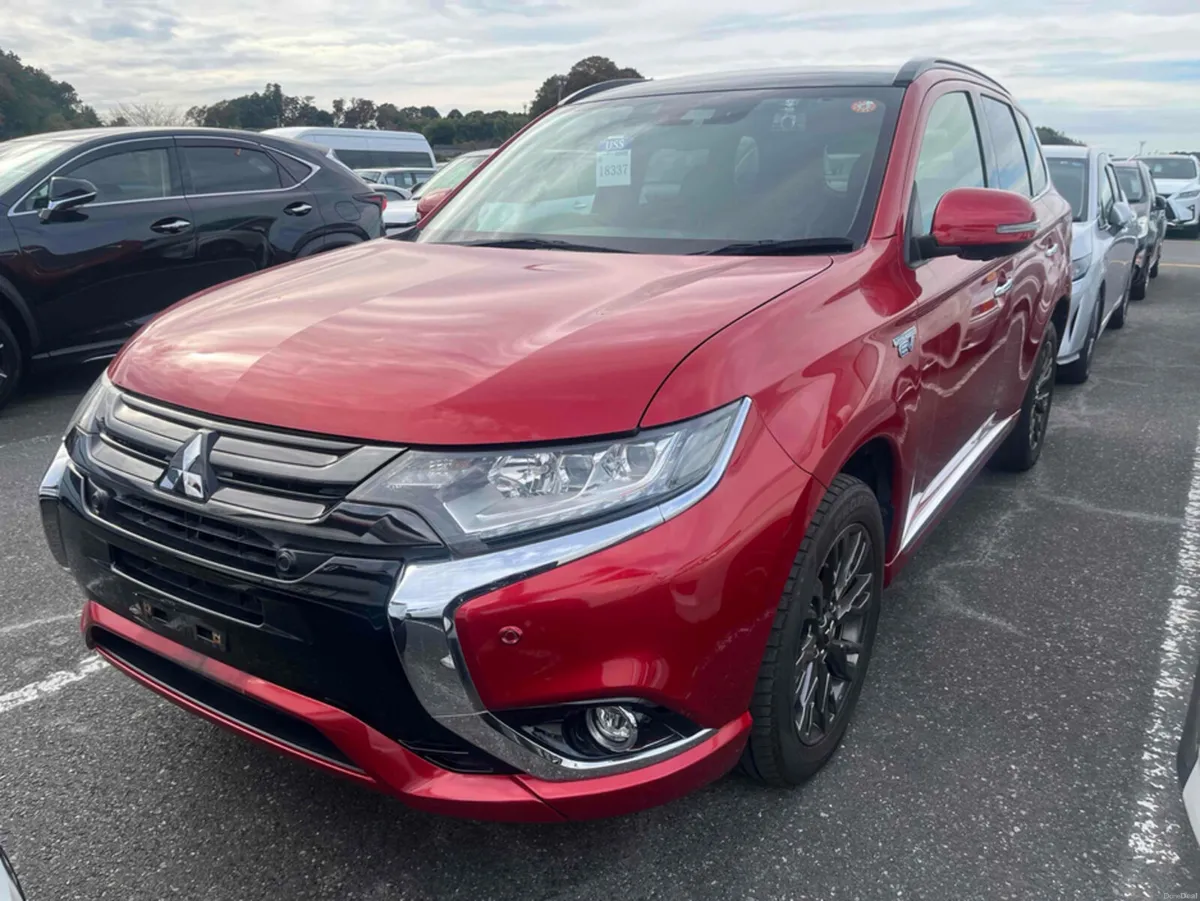 Mitsubishi Outlander S EDITION 4WD AUTOMATIC HYBRI
