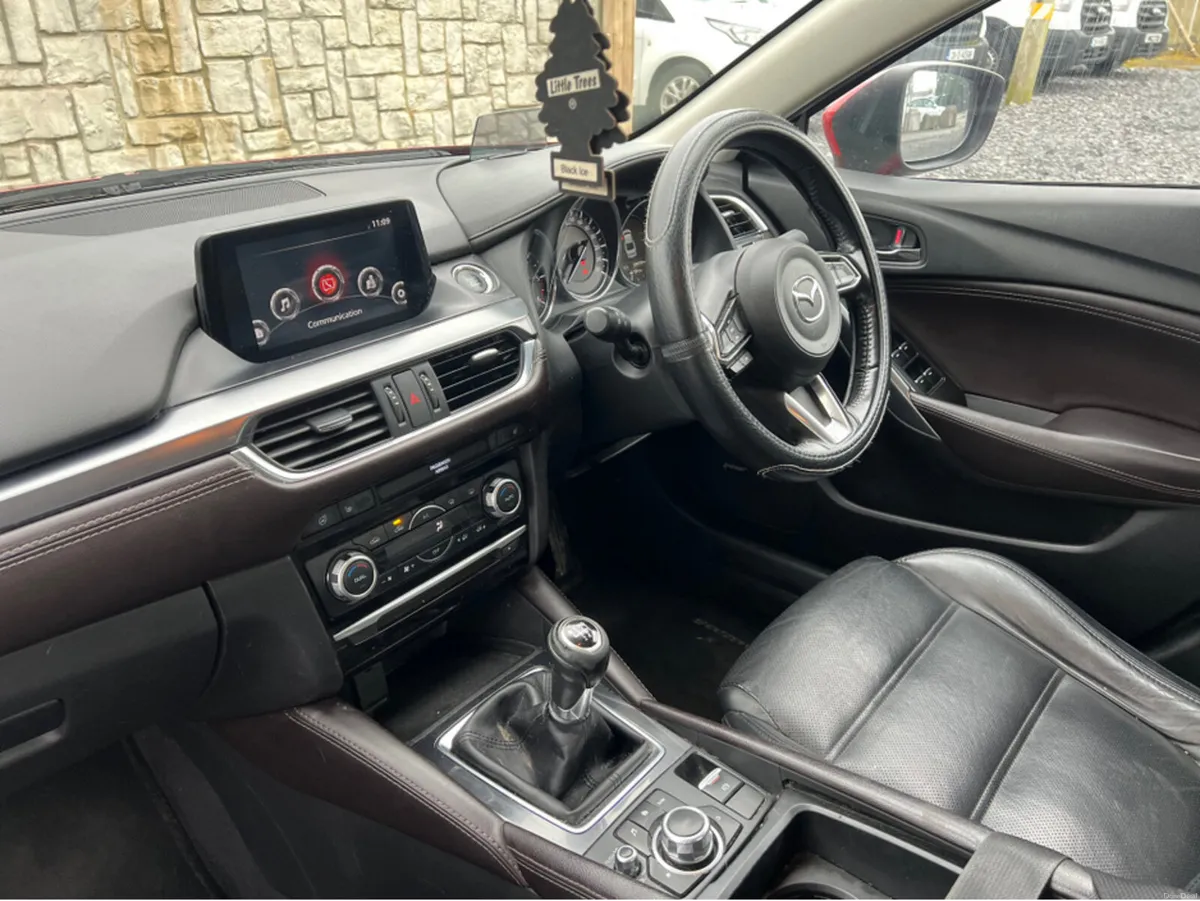 Mazda Mazda6 2.2D PLATINUM 4DR - Image 2