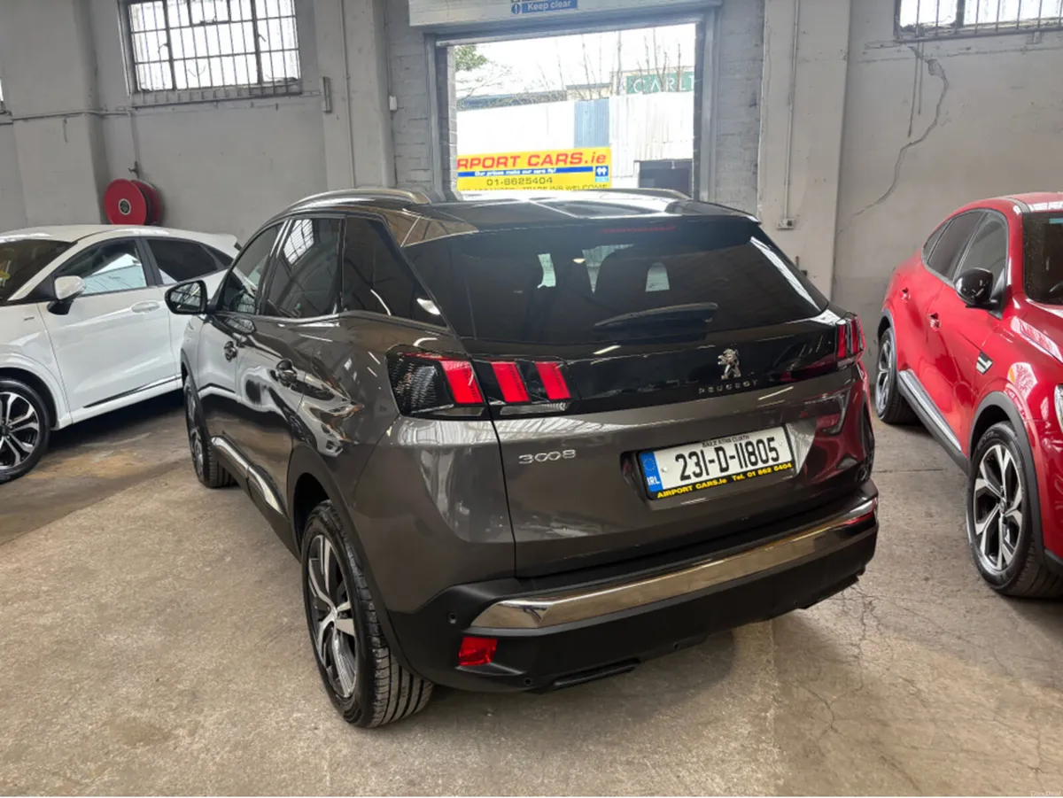 Peugeot 3008 FL ALLURE 1.5 HDI 130 AUTO - Image 4