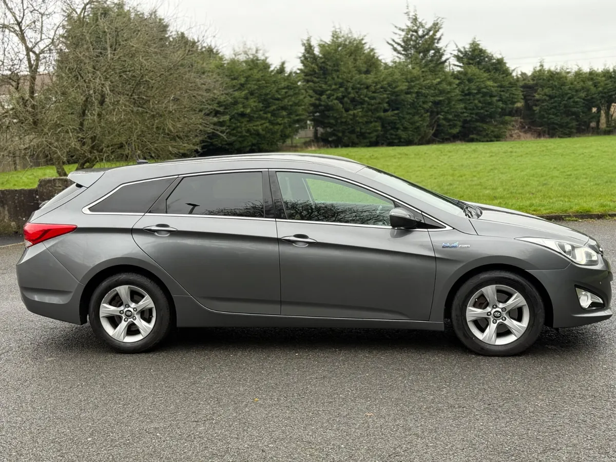 Hyundai i40/1.7 diesel/ Full service /NCT - Image 3