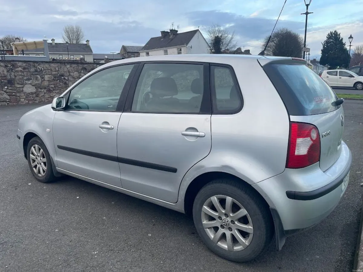 Volkswagen Polo 2004 - Automatic with Low Mileage - Image 3