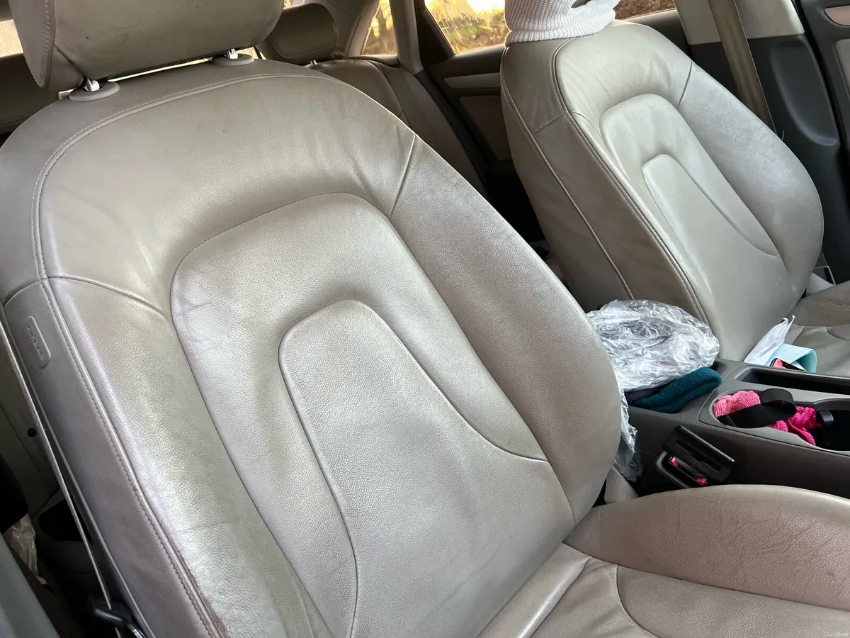 Car - Image 4