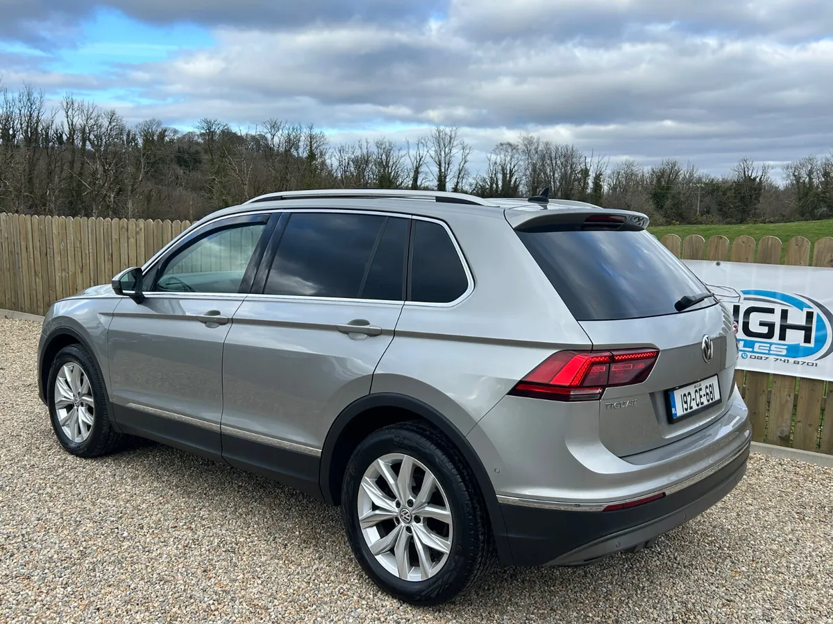2019 Volkswagen Tiguan Highline Automatic - Image 4
