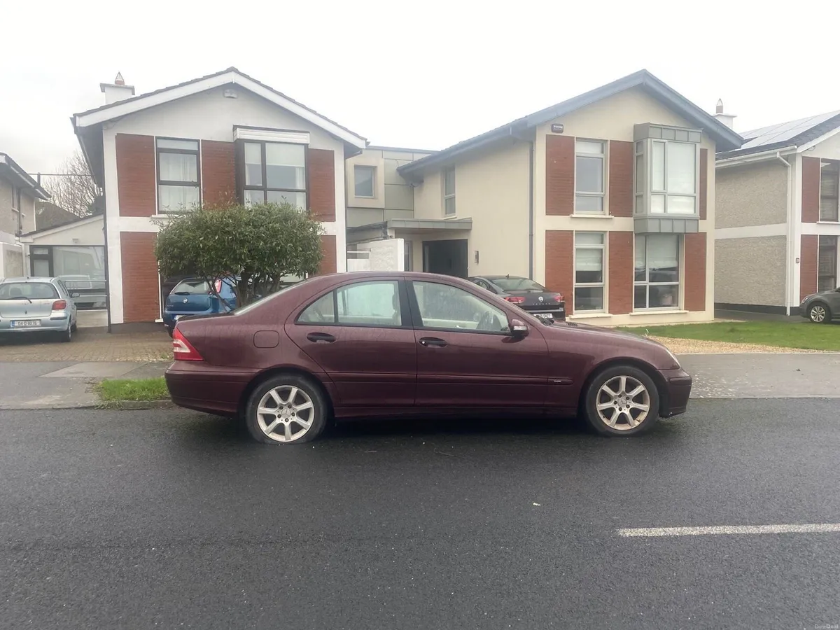 2006 Mercedes C180 - Image 2