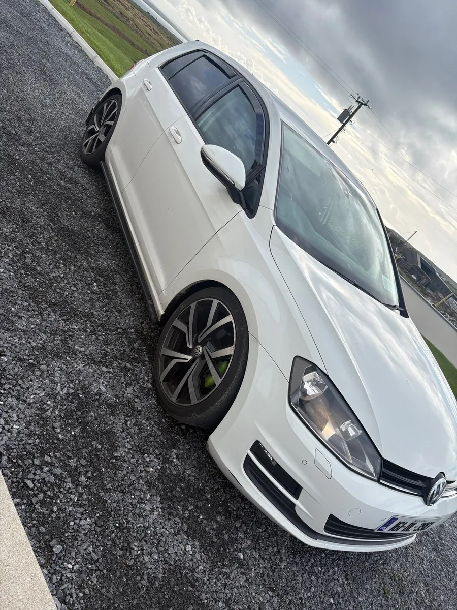 2016 Volkswagen Golf 1.6 TDI - Image 3