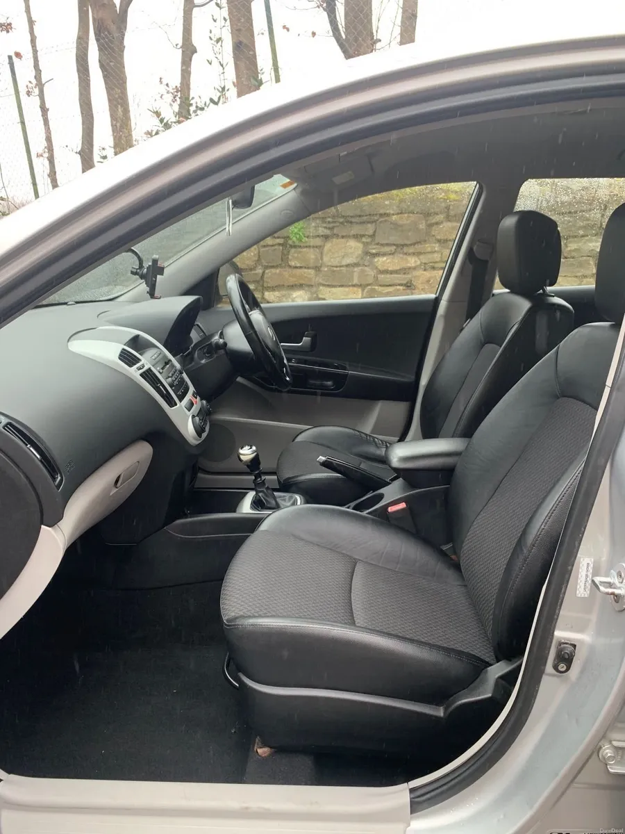 Kia Ceed 2008 - Image 4