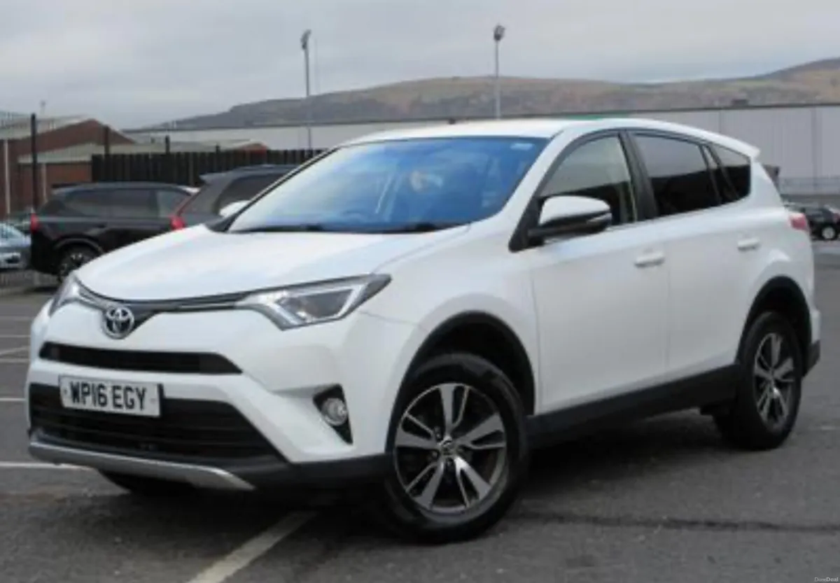 Toyota RAV4 2016 Turbo Diesel - Image 2