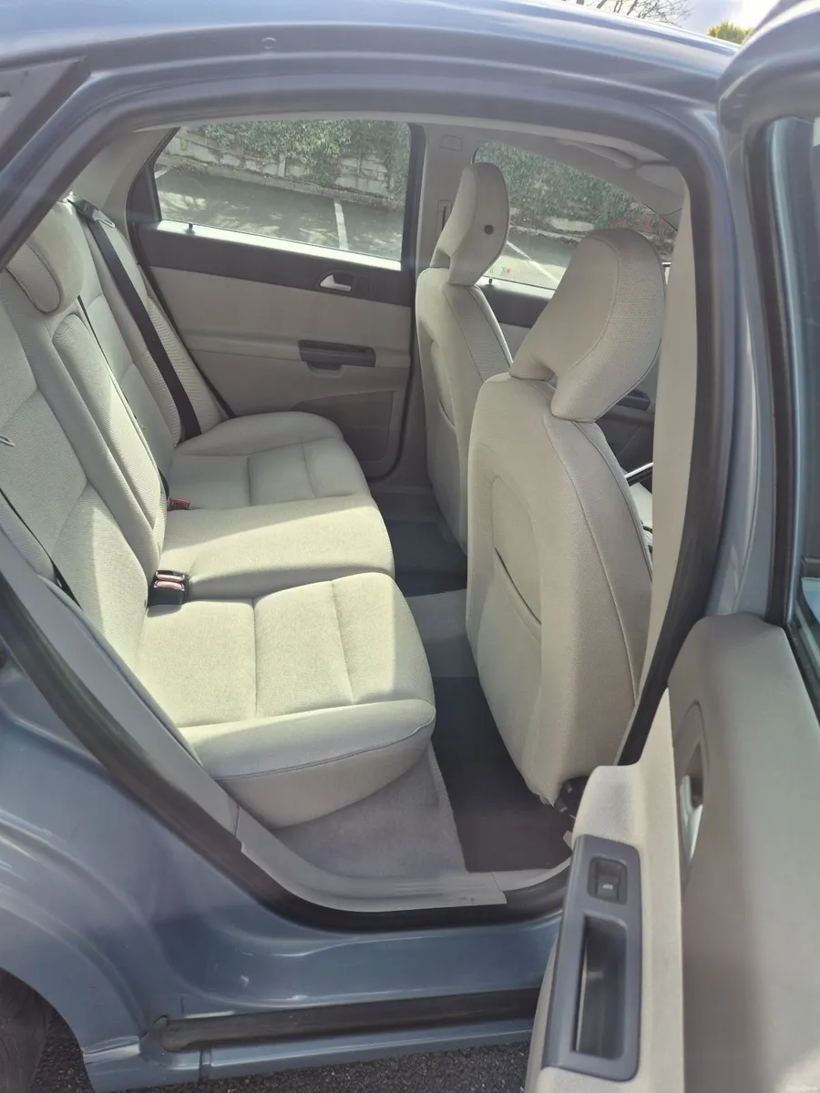 Volvo S40 2010 - Image 3