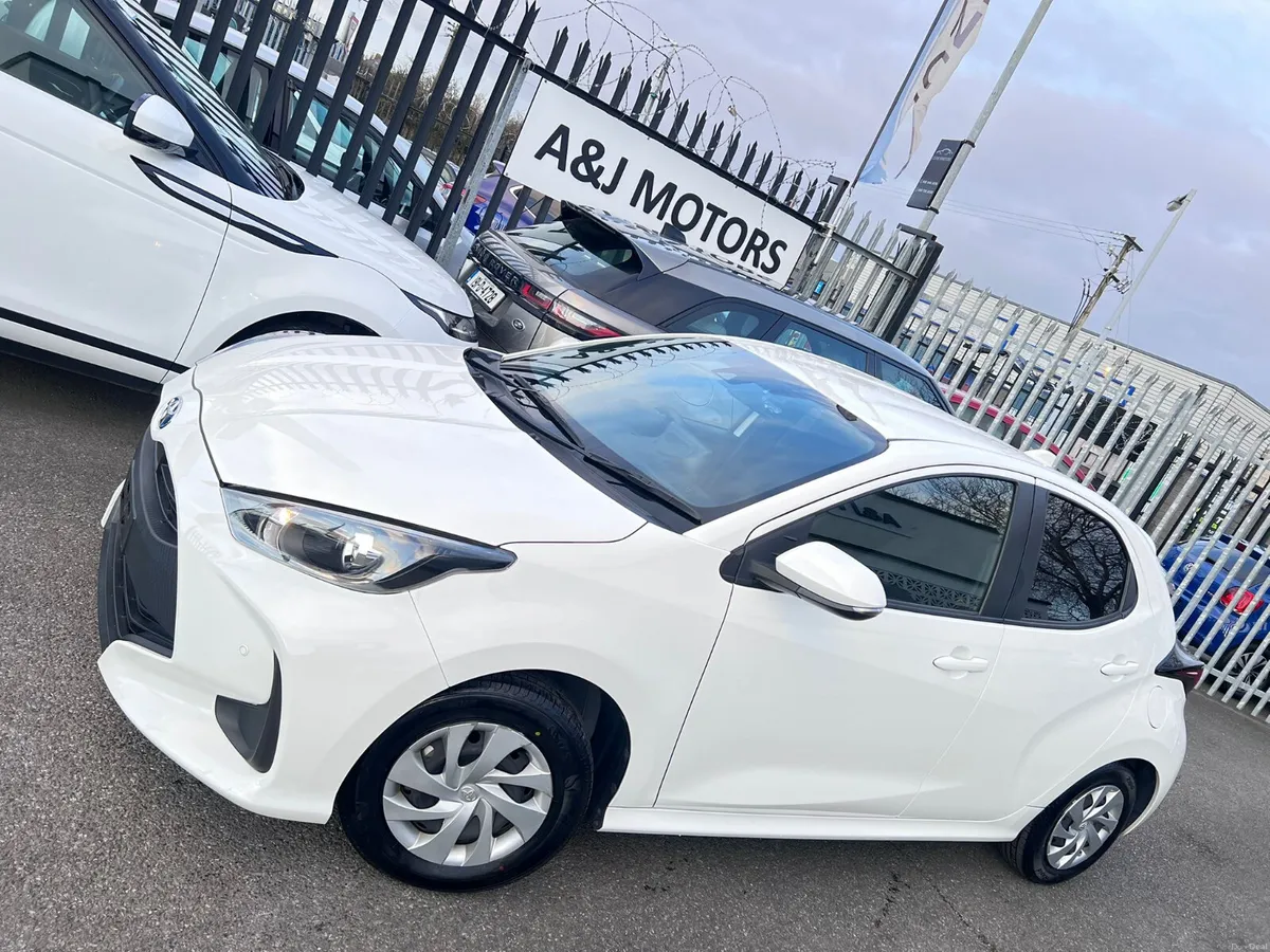2020 TOYOTA YARIS 1.5 HYBRID - Image 2
