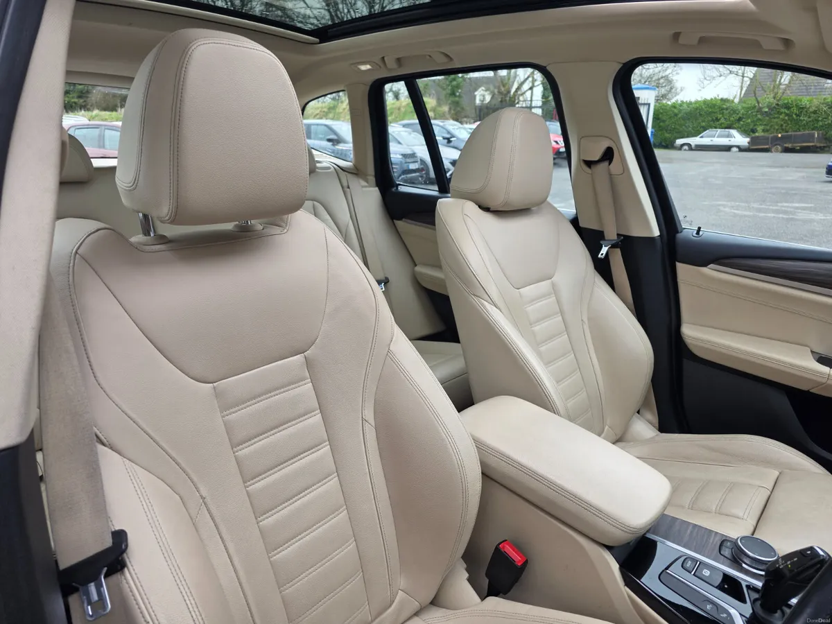 2019 BMW X3 2.0 XDRIVE XLINE AUTO / PANORAMIC ROOF - Image 4