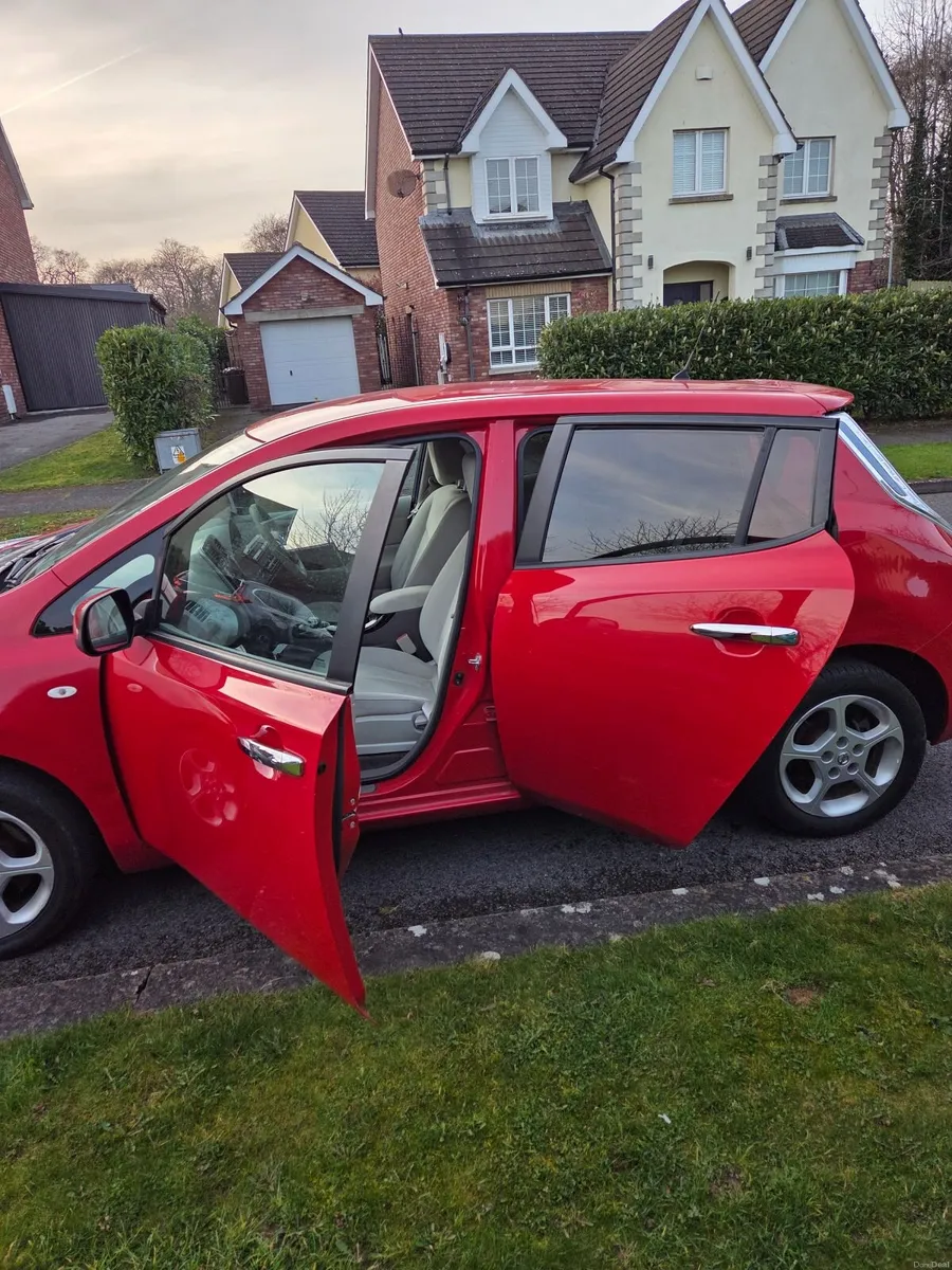 Nissan Leaf 2017 - Image 3